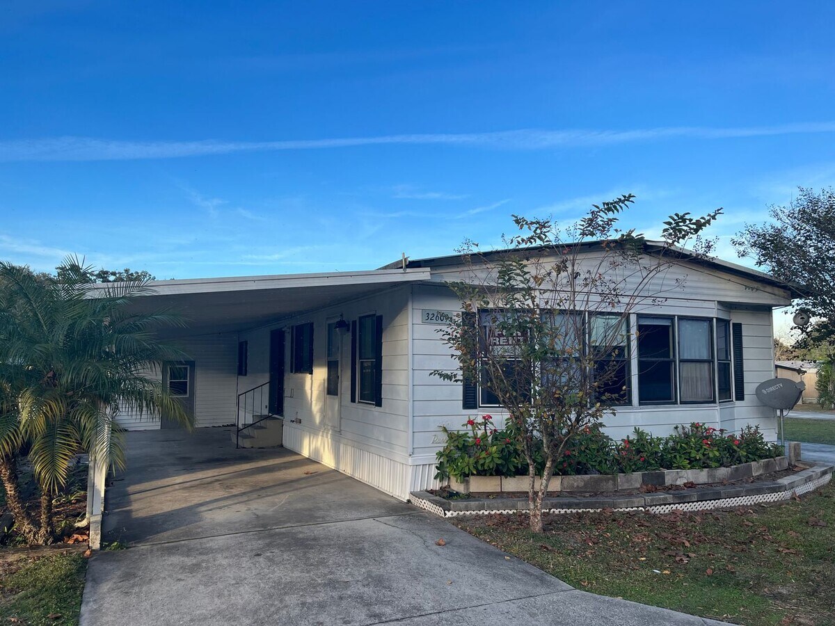 Clean & Quite (2BR/1BA) Single Wide Traile... - Clean & Quite (2BR/1BA) Single Wide Traile... House