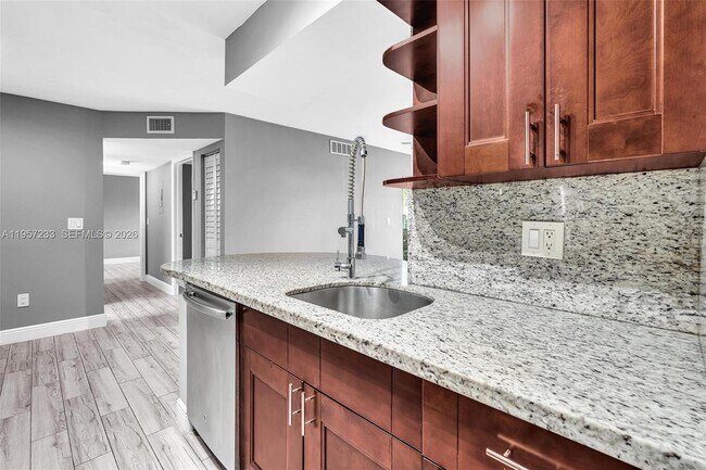 Photo - 1263 SW 46th Ave Unit 2103