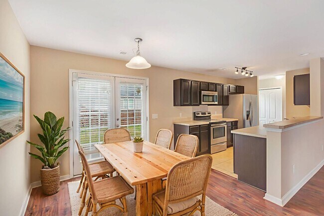 Photo - Lakes of Summerville