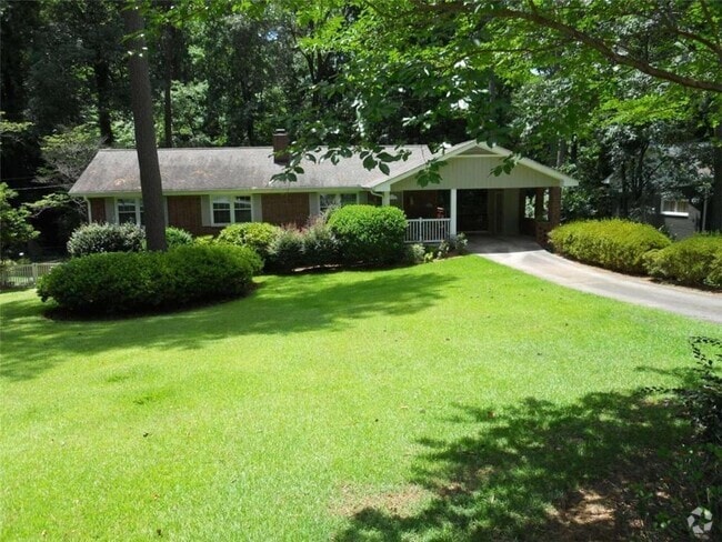 Building Photo - 1472 Fama Dr NE Rental