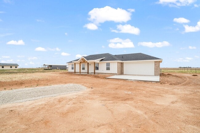 Photo - 109 North F M 789