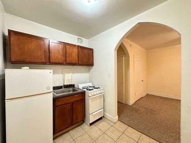 Photo - 4834 N Damen Ave Unidad 403