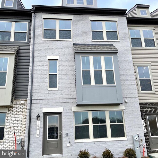 Photo - 16918 SAINT RIDGELY Blvd Townhome