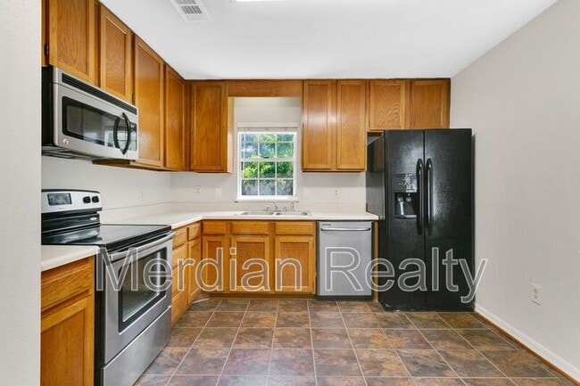 Building Photo - 1311 Clubside Dr