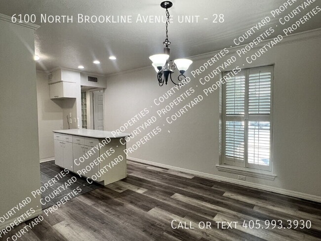 Photo - 6100 N Brookline Ave Unit 28