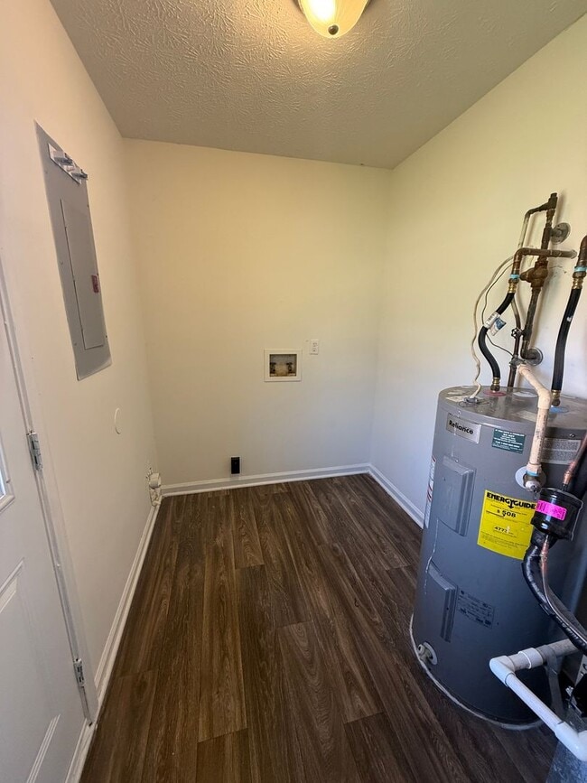 Photo - 162/164 Michele Dr Unit 162 Michele Dr