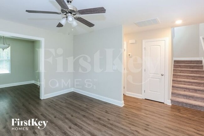 Photo - 2071 Samantha Dr