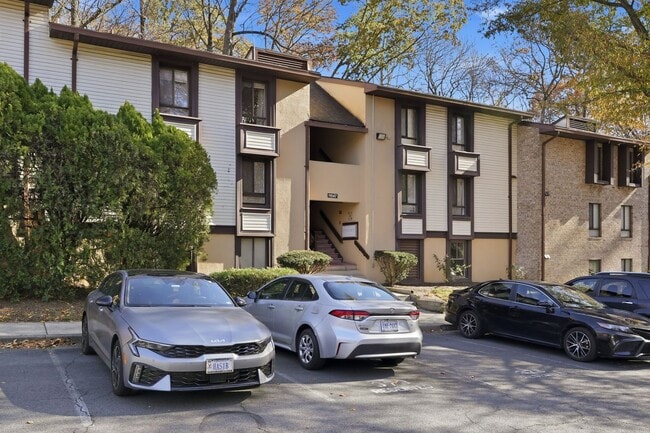 Photo - Beautifully Renovated 2-Bedroom Condo in the Heart of Reston!