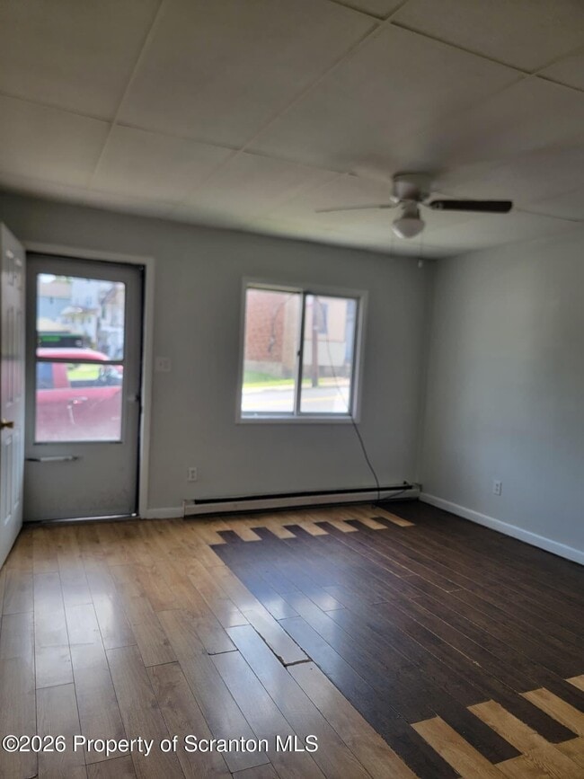 Photo - 715 E Northampton St