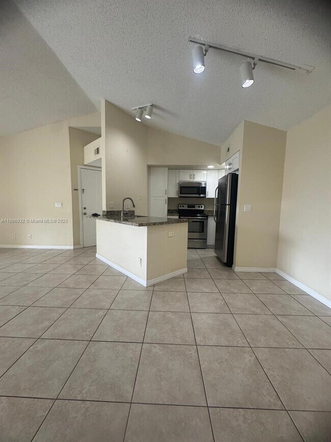 Photo - 12730 Vista Isles Dr Unit 822
