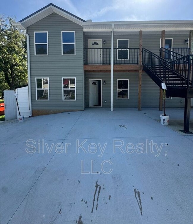 Photo - 1515 W Madison Ave