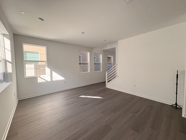 Photo - Stunning two-story 3 Bed, 2.5 Bath townhome in Ontario!