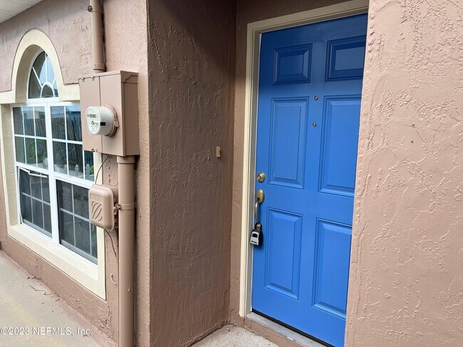 Photo - 6580 Gentle Oaks Dr N