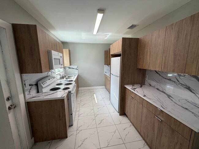 Photo - 15121 NW 32nd Ave