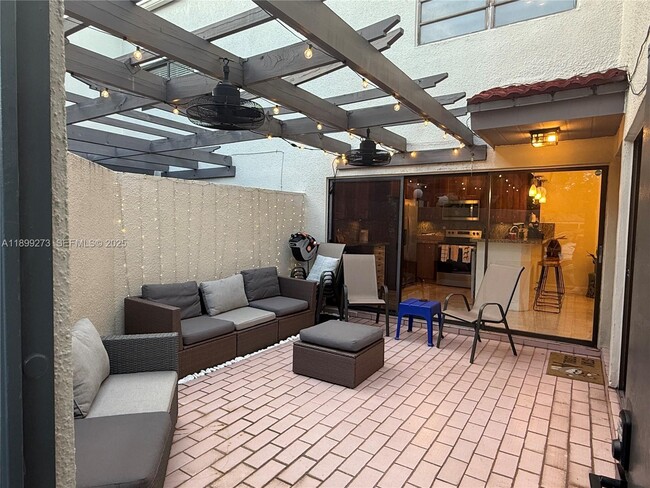 Photo - 4708 SW 67th Ave