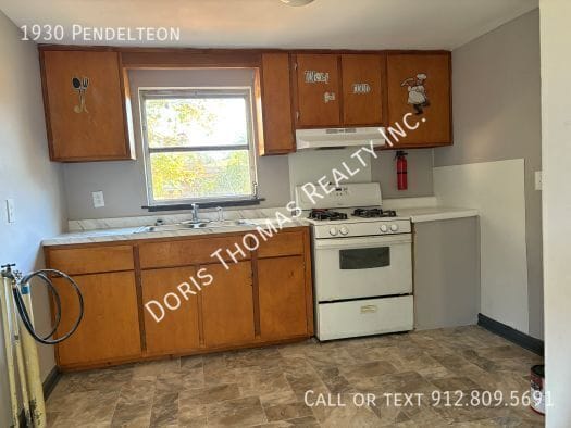 Photo - 1930 Pendleton St