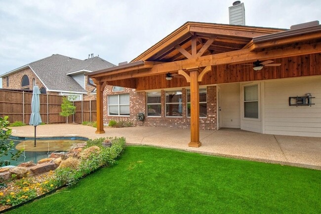 Photo - 5628 Rickshaw Ln House