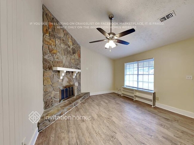 Photo - 1009 Monopoly Dr