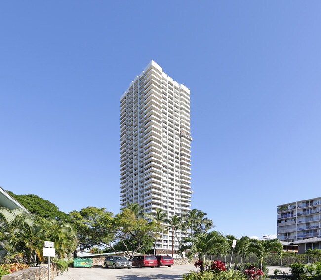 Photo - The Contessa