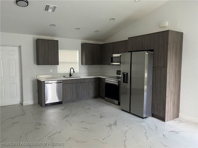 Photo - 217 Hoover Ave NE