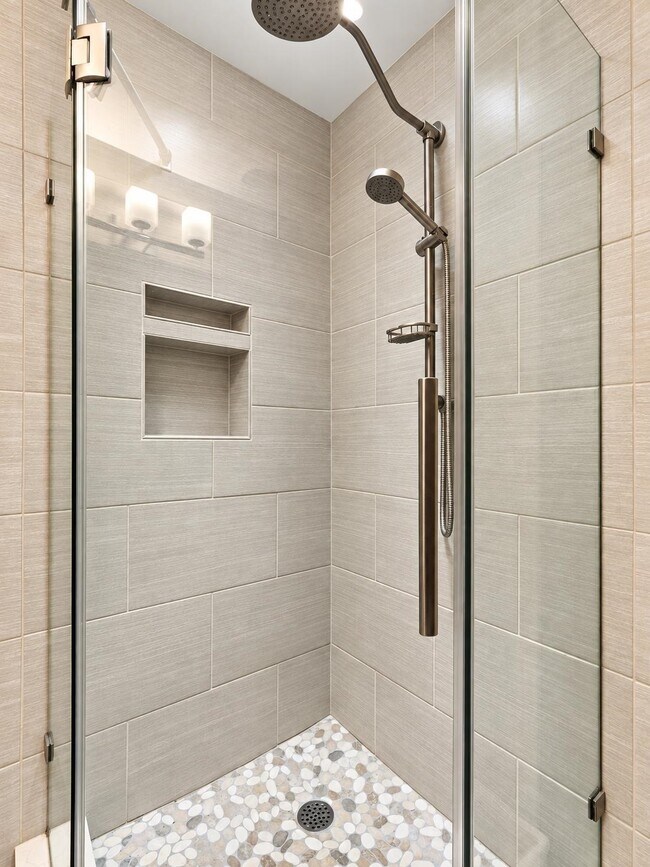 Photo - 72 Park Ave Unit 3B