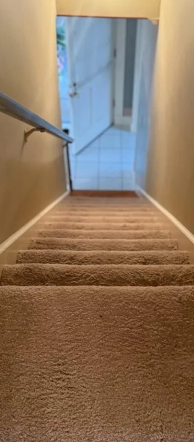 Photo - 303 Woodford Pl