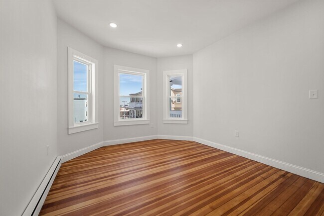 Photo - 53 Woodford St Unidad 2