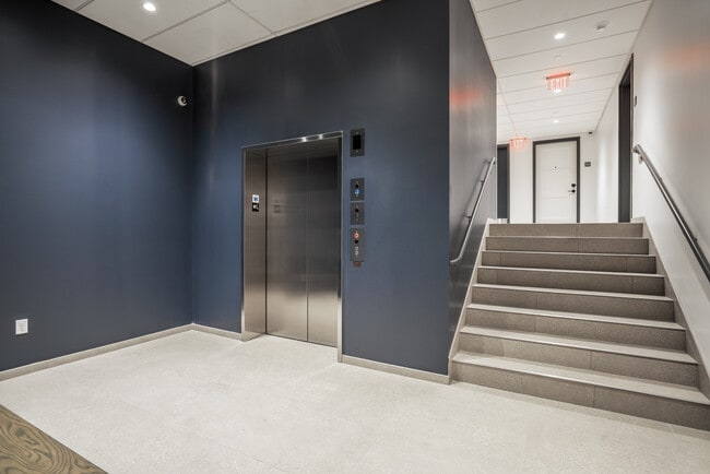 100 Hemenway