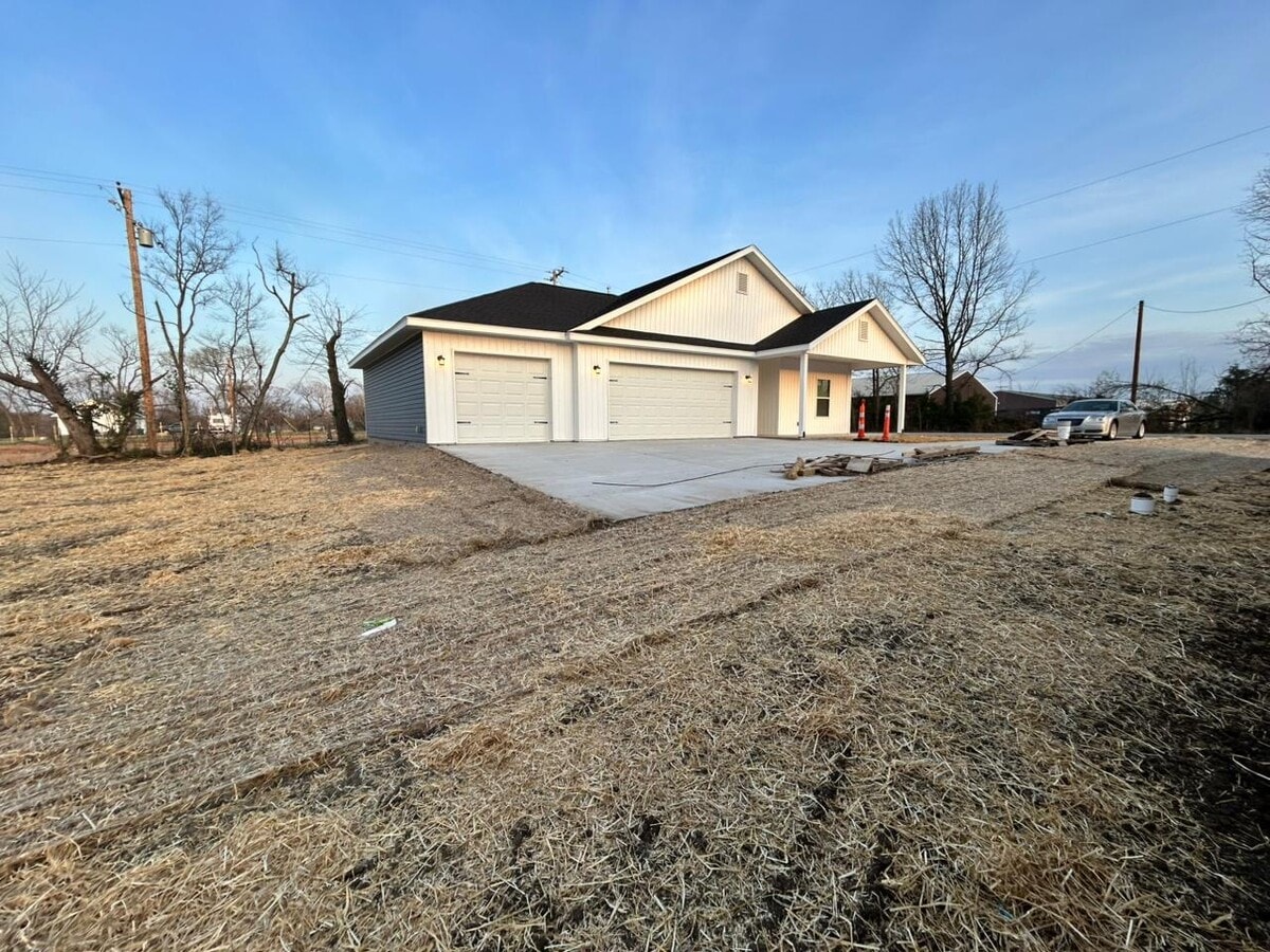 Photo - 3805 Creswell Dr