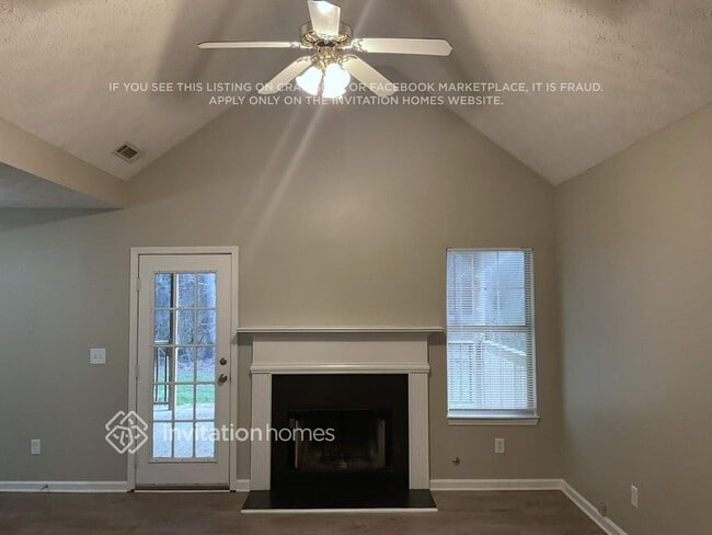 Photo - 128 Stanfield Ct