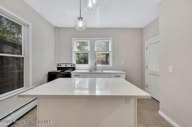 Photo - 632 Moosic St