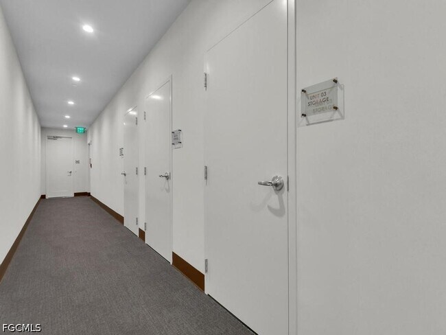 4810 Pelican Colony Blvd Unit 304