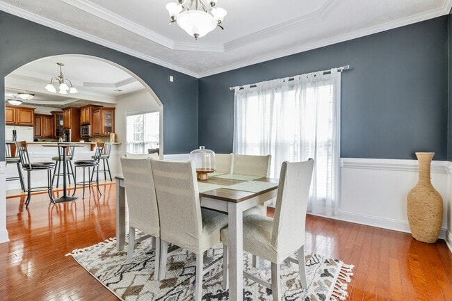 Photo - 523 Murray Fork Dr