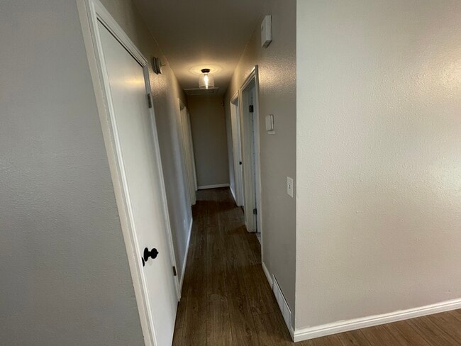 Photo - 781 N 950 W St