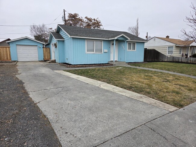 Photo - 258 Knolls Vista Dr