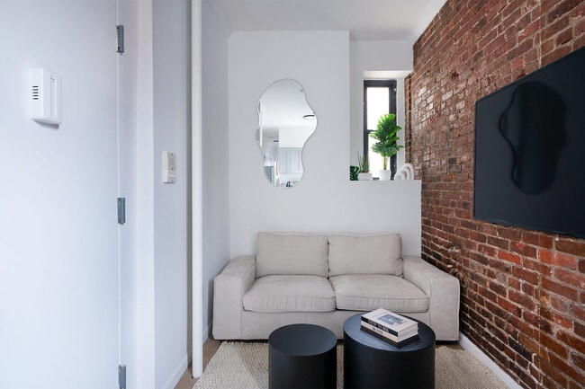 Photo - 153 Norfolk St Unit FL2-ID1022029P