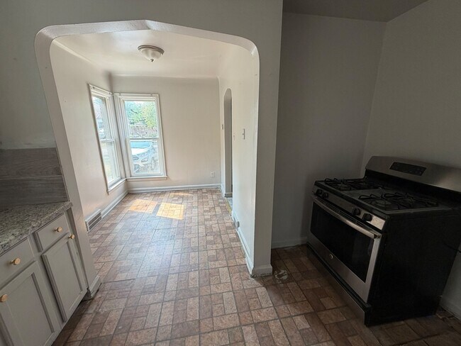 Photo - 15819 Eastwood St