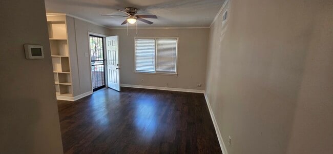 Photo - 1280 Wedgewood St