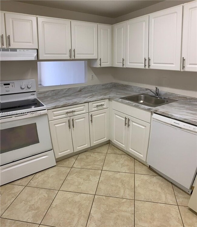 Photo - 4920 NW 79th Ave Unit 103