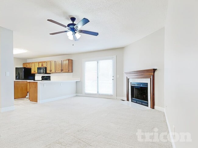 Photo - 353 Canter Ct NW