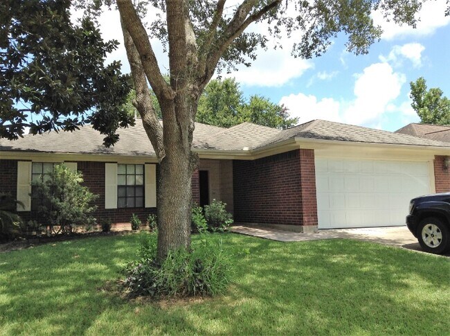 Photo - 509 Teal Dr