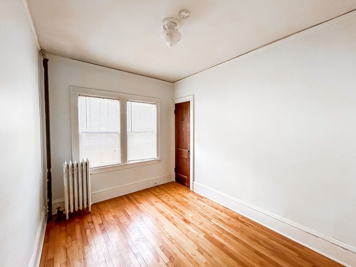 Photo - 4000 Aldrich Ave S