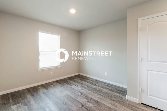 Photo - 4 Bedroom Pet-Friendly Home in Newcastle, OK with Main Street Renewal