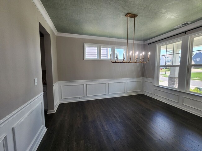 Photo - 194 Winterberry St