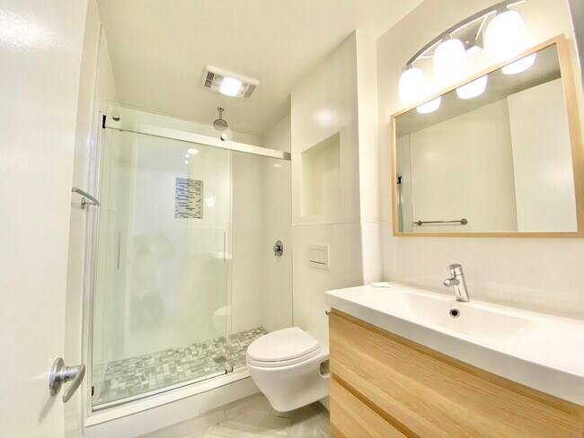 Photo - La Jolla Courtyard Apartments