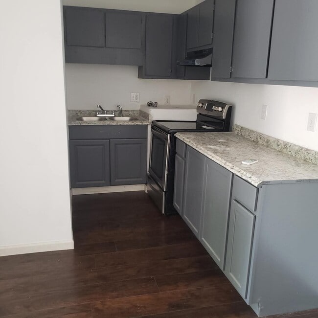 Photo - 5798 Aftonshire Dr