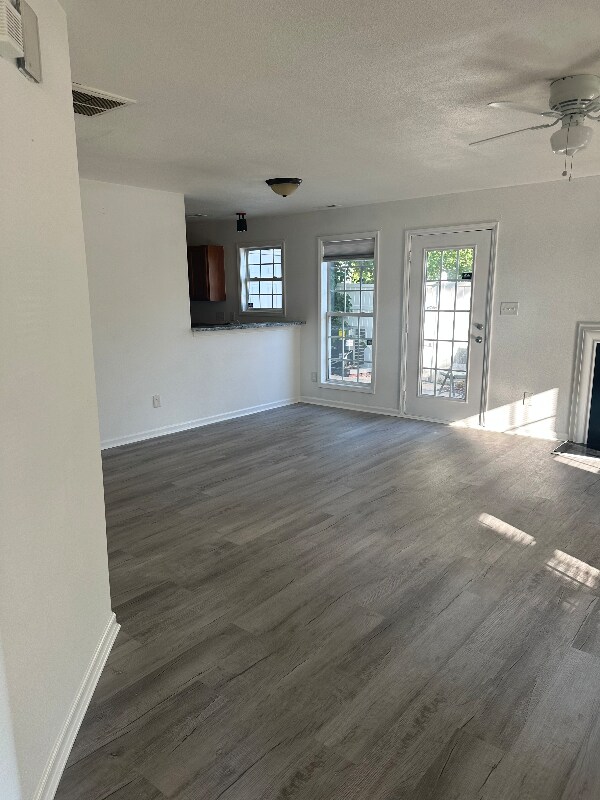 Building Photo - 9664 Littleleaf Dr Rental