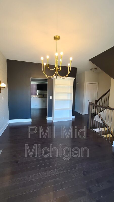 Photo - 2529 W Towne St