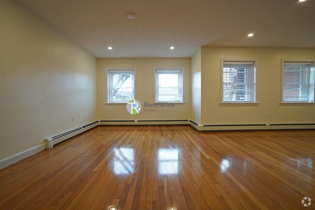 Building Photo - 312 Tappan St Unit 1A Rental