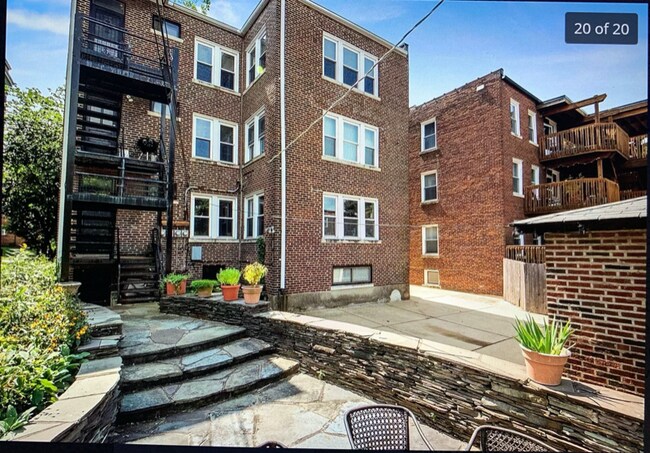 Photo - 6301 Southwood Ave Unidad 2nd floor
